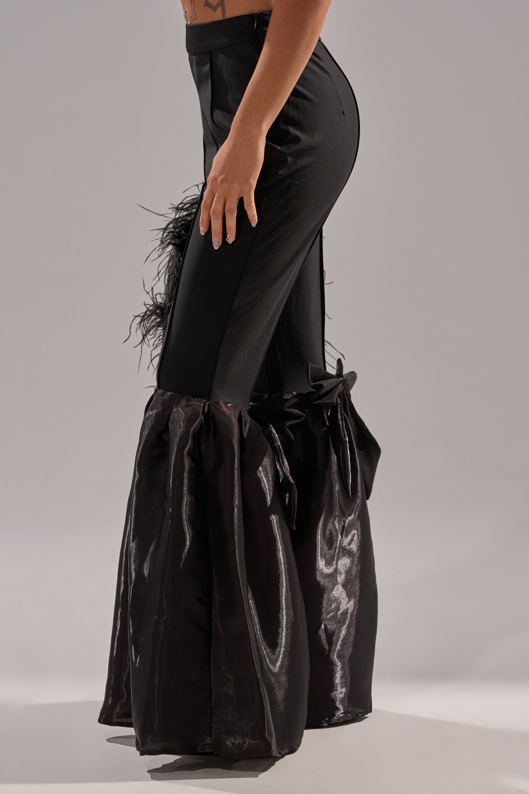 LILY TROUSER WITH BOW IN BLACK