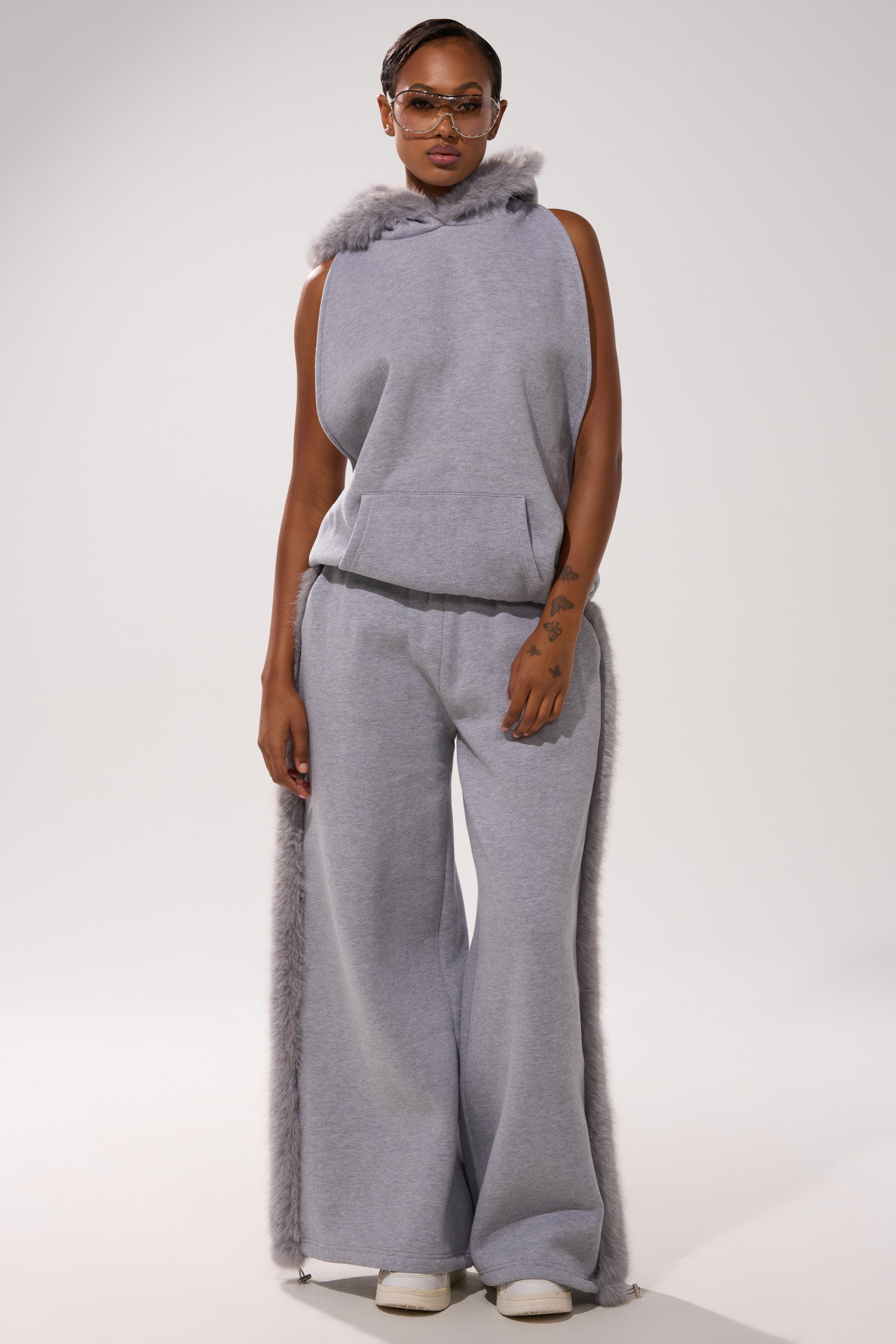 LUXE FUR JOGGER IN GREY