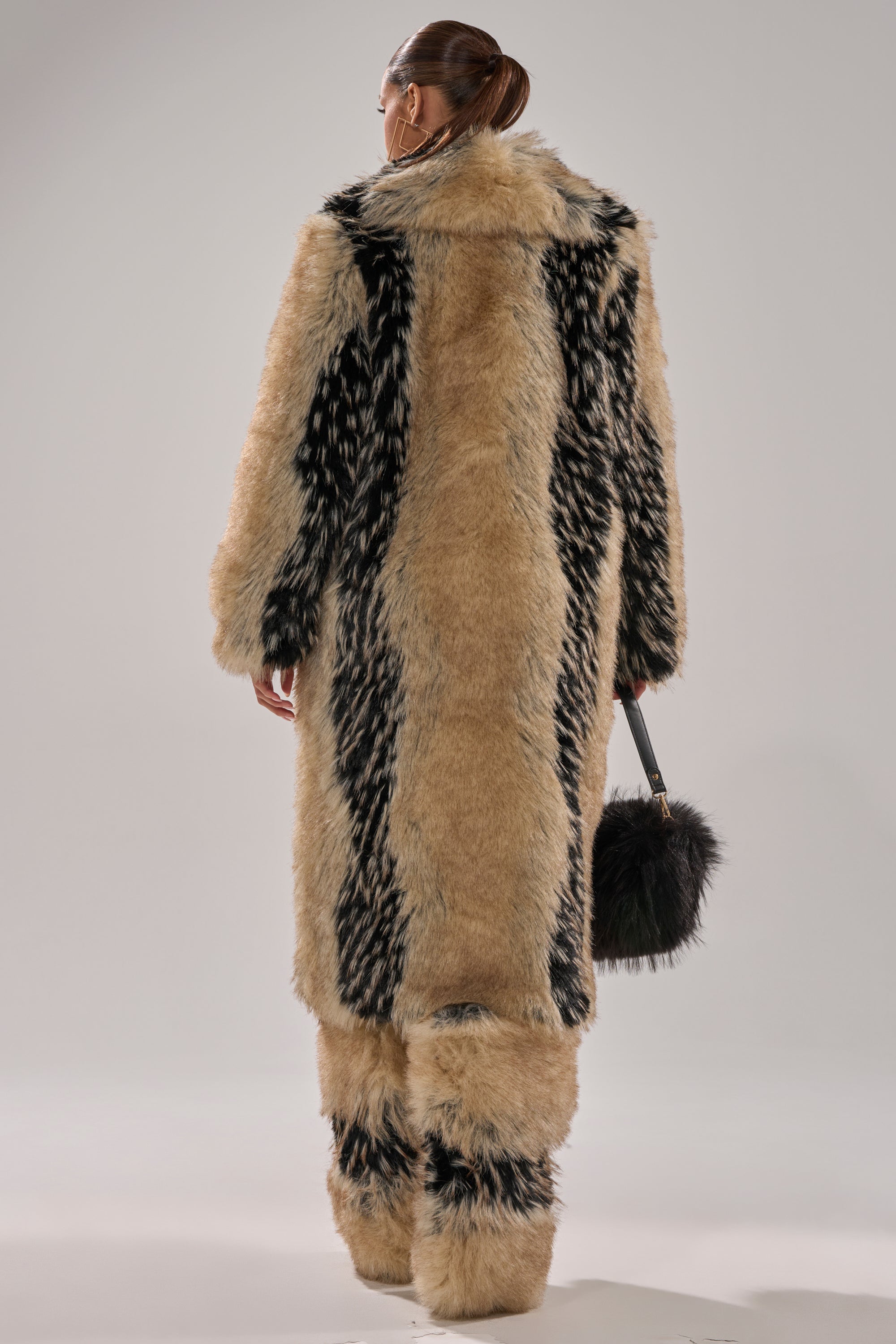 TELLURIDE FAUX FUR IN TAN
